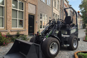 Eerste elektrische mini loader voor W.H. Heijmans